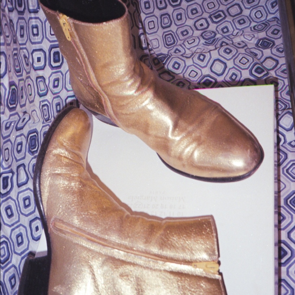 MAISON MARTIN MARGIELA GOLD CUBAN HEEL BOOTS